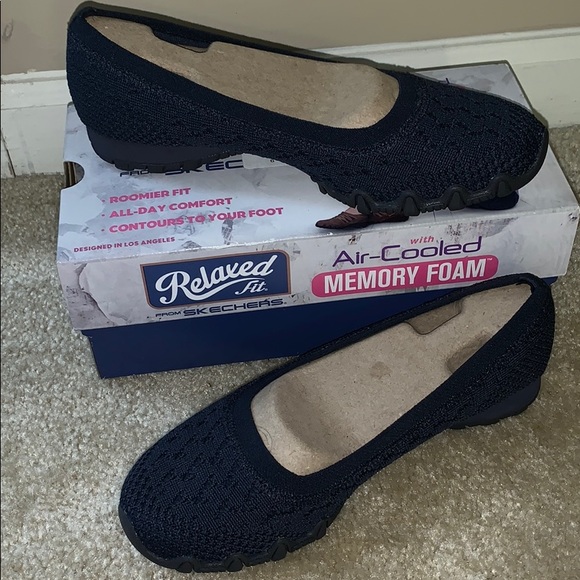 skechers comfort fit memory foam
